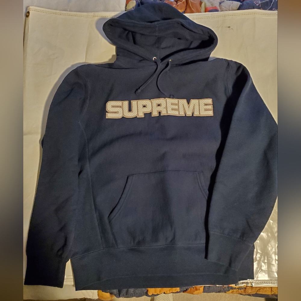Supreme Hooded Sweatshirt. Navy. Large. Worn minimally.